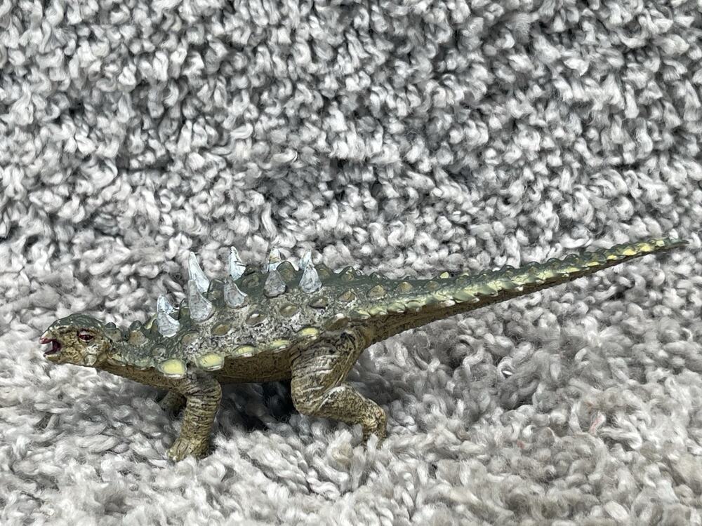 Dinosaurs Ankylosaurus Toy Figurine Retired Hand Painted 6 Inch Toy Figure